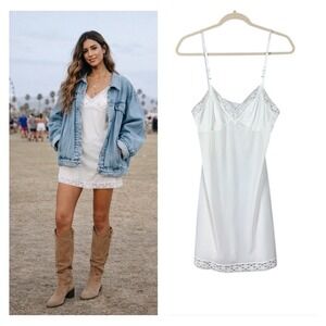 Vintage Lace Satin Slip Dress Medium Fairy Whimisical Feminine Dainty Festival